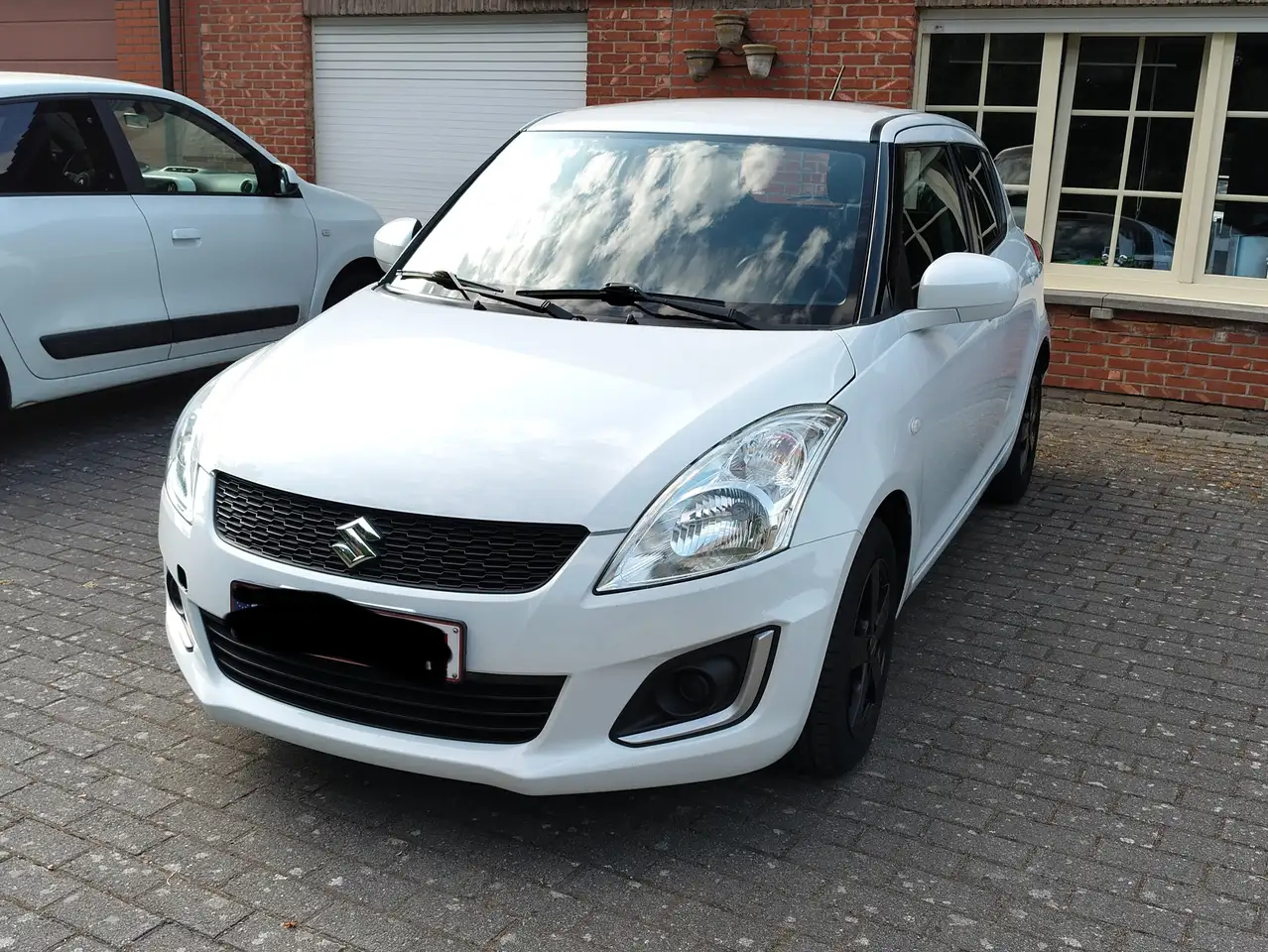 Suzuki Swift 2015 - Photo 1